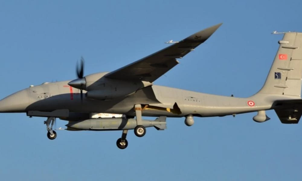 Στην Τουρκία κρέμονται από τα μη επανδρωμένα καθώς τους «φτύνει» η Δύση